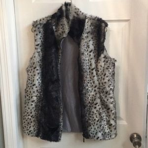 Faux fur size Large/XL vest